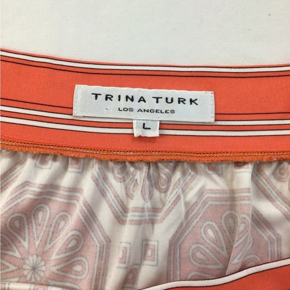 Trina Turk Coral and Cream Geometric Print Top, sz LG - Picture 2 of 12